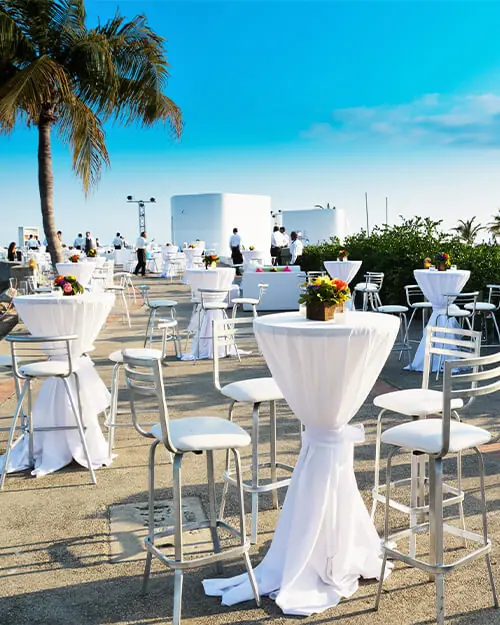 Tables 3 cocktail tables