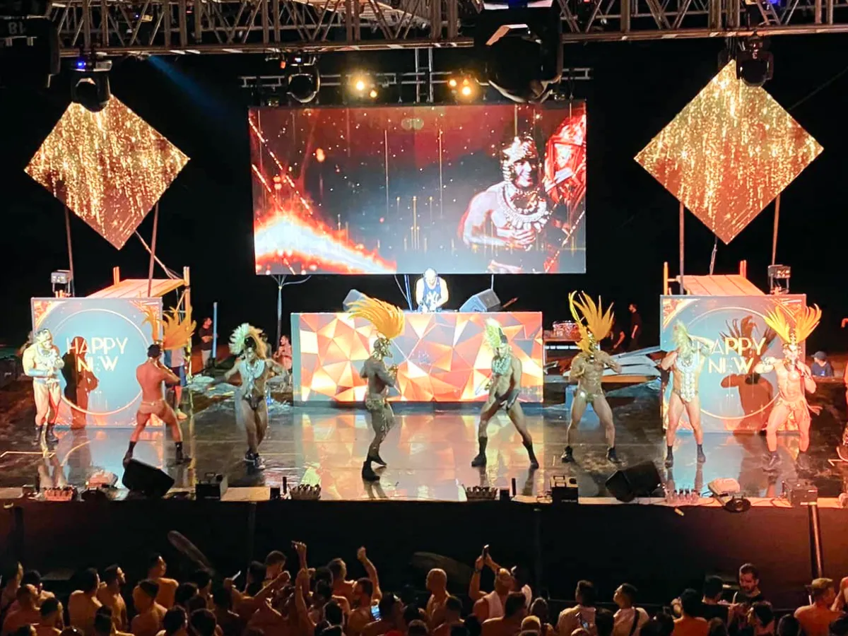 Home 12 audio visual main